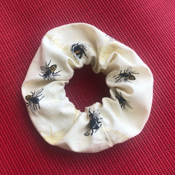 Accessories - Bumblebee Scrunchie